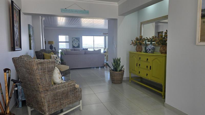 5 Bedroom Property for Sale in Monte Christo Western Cape